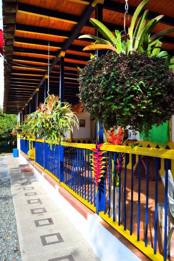 Casa Finca Villa Luz A 800 Mts Del Parque Del Cafe Montenegro Dış mekan fotoğraf